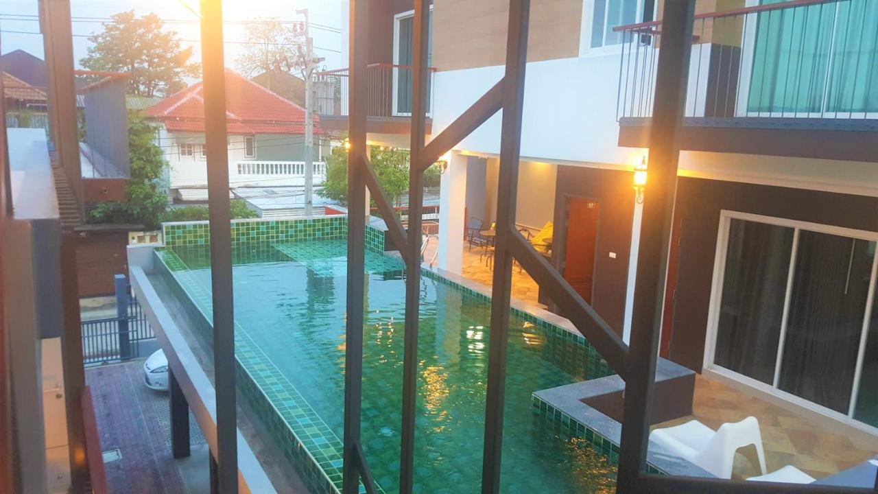 Ricco Suvarnabhumi Bangkok Luaran gambar